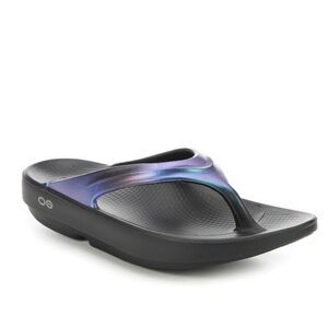 OOFOS Women's OOlala Luxe Sandals in the Midnight Spectre Color Size 10